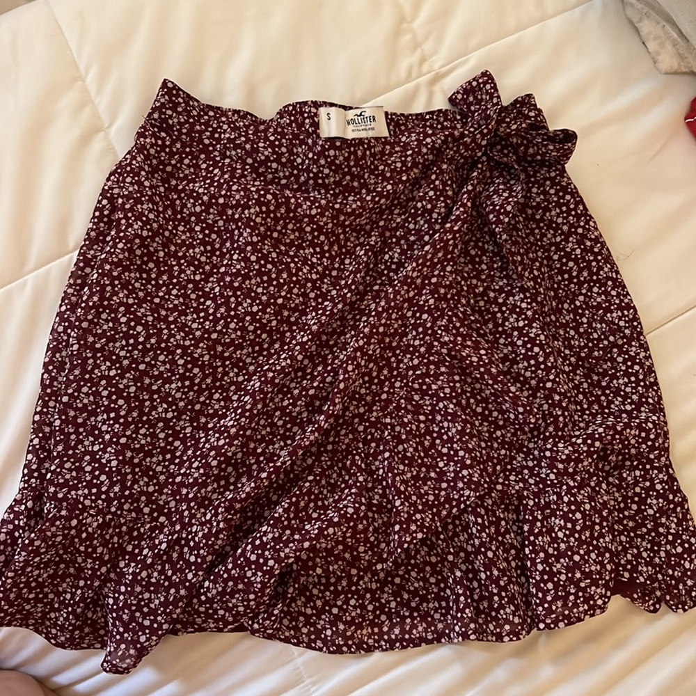 Hollister ultra high-rise floral wrap skirt
